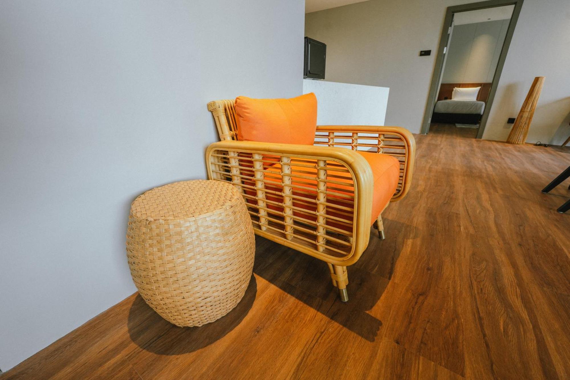 Roxy Beach Resort Sematan Екстериор снимка