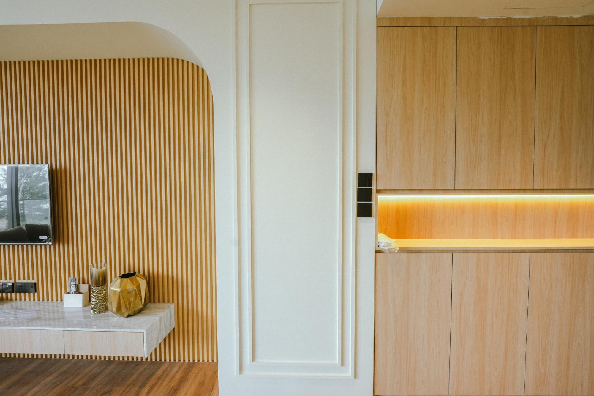 Roxy Beach Resort Sematan Екстериор снимка